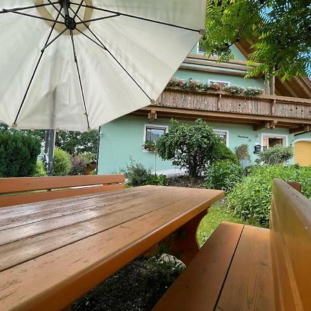 Ferienwohnungen Am Kirchberg Neualbenreuth Ngoại thất bức ảnh