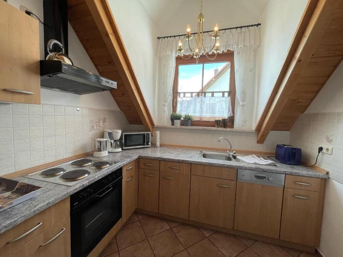 Ferienwohnungen Am Kirchberg Neualbenreuth Ngoại thất bức ảnh
